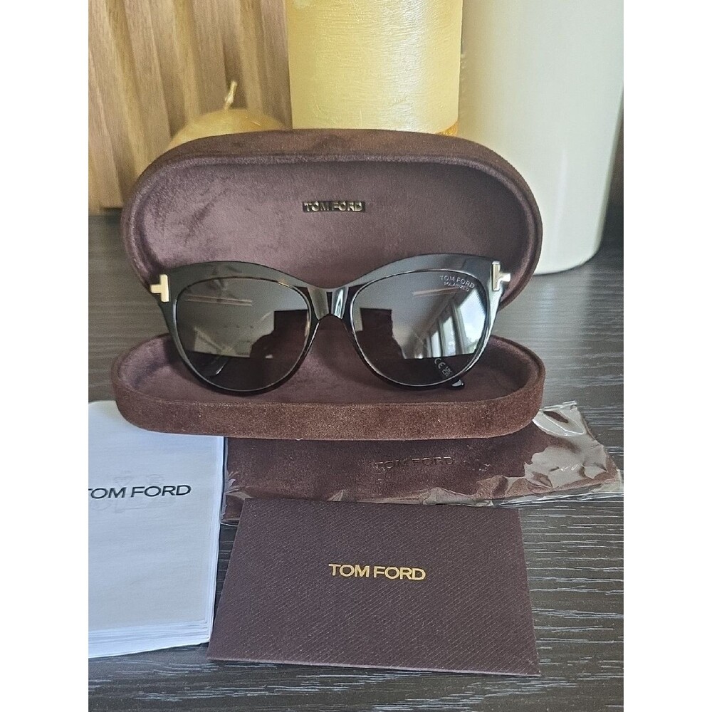 Tom Ford Kira Cat Eye Sunglasses Black Gold Women’s Designer Polarized NEW Tf821